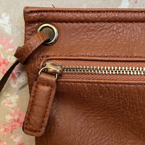 Lucky Brand Faux Leather Brown Small Pouch Zipper Bag, Make Up, Travel, Flat - Picture 8 of 11